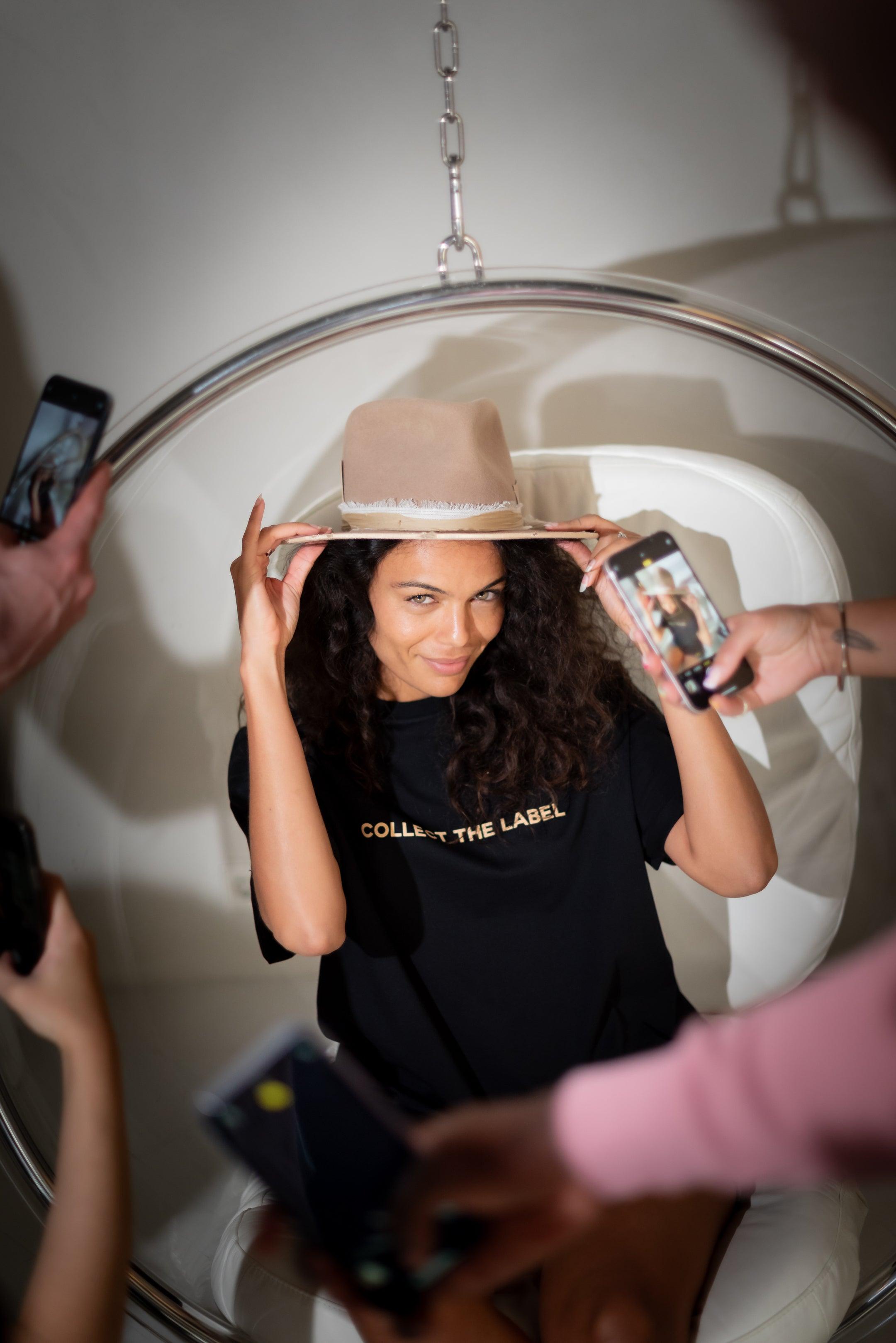 Tee tee oversize di cuore Black